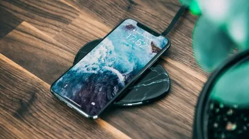 Android 15はNFCによるワイヤレス充電をサポートする可能性