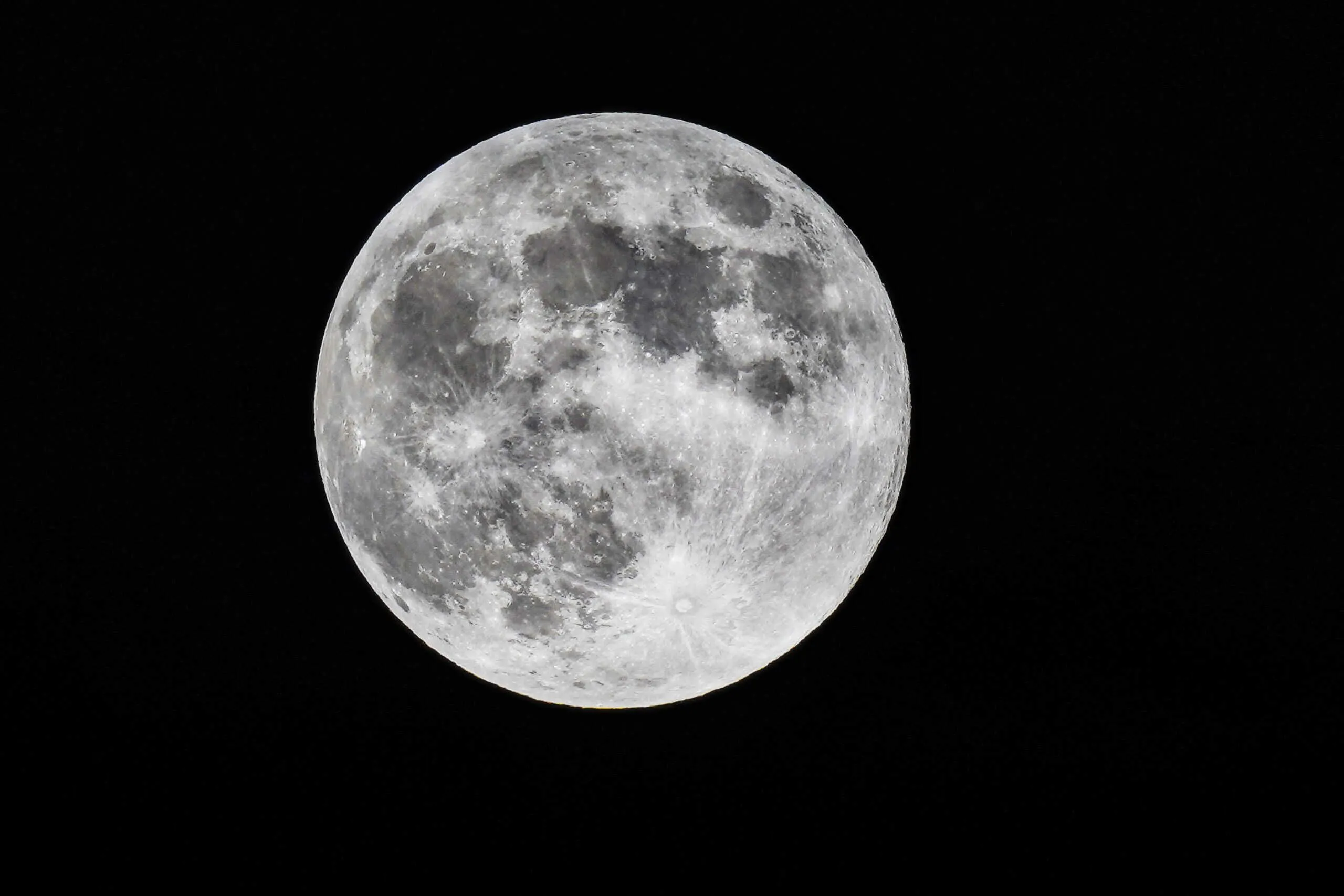 月は独自のタイムゾーンを必要としている