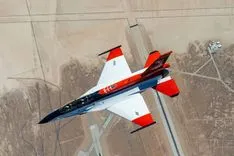 米空軍、AI対人間のドッグファイト成功を確認