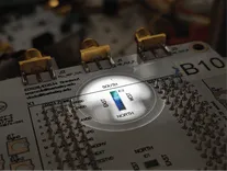 商用半導体ファウンドリで初の統合量子チップの製造に成功：量子コンピュータ実用化に弾み