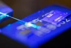 スパコンによる模倣を許さない：極限の忠実度99.92%、98量子ビットの完全結合を実現したQuantinuum「Helios」の衝撃