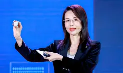 中国産と宣伝していた「PowerStar」CPUは、やはり中身はIntel製だった