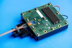 量子コンピューター技術がAIデータセンターへ：PsiQuantum、低損失な光スイッチを実証
