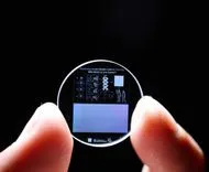 360TBの人類ゲノムデータを数十億年保存可能な「5Dメモリクリスタル」が誕生