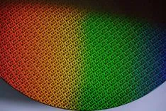 Rapidusは完全に自動化された2nm半導体工場によって競合他社を上回る短納期を実現する計画