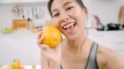 SNSの「1日の食事」動画は役に立たないどころか有害かもしれない