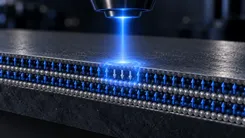 レーザー照射による原子レベルの構造変化を示すグラフィック