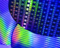 中国CXMT、HuaweiへHBM3供給か―米規制が促す「半導体自立」の現実とAI覇権の行方