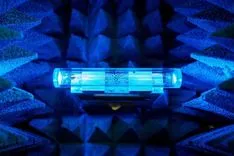 巨大アンテナはもう不要？ 米陸軍が開発した「一点」で波の方向を測る量子センサーの衝撃